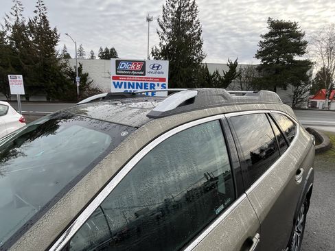 Used 2023 Subaru Outback Touring XT image 9