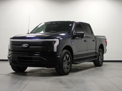 Used 2024 Ford F150 Lightning Flash image 8