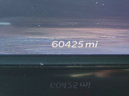 Used 2024 Jeep Grand Wagoneer L Series III AWD/4WD image 29