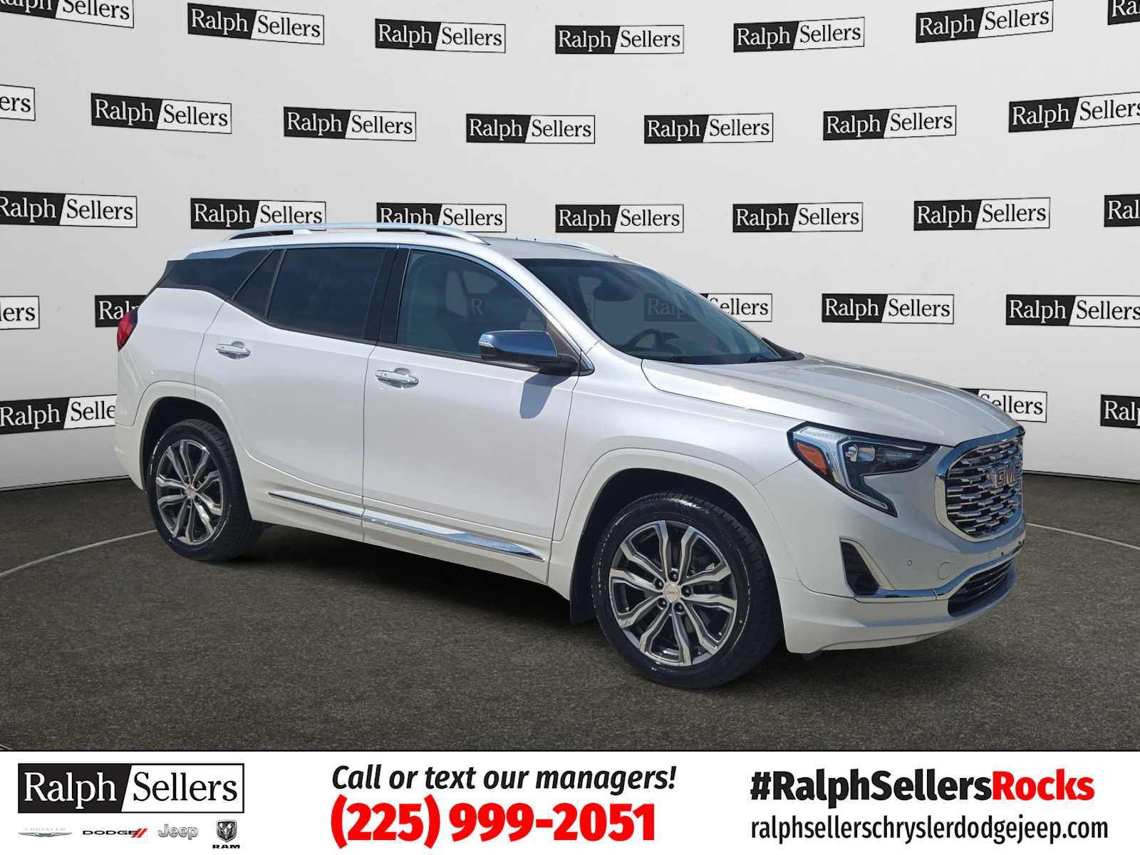 Used 2020 GMC Terrain Denali FWD image 1