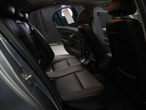 Used 2011 BMW 328i xDrive Sedan image 17