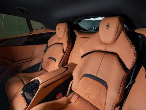 Used 2023 Ferrari Purosangue image 29