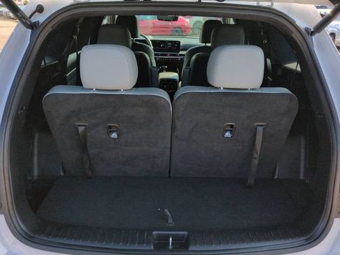 Used 2024 Kia Sorento SX Prestige w/ Sage Leather Package AWD/4WD image 13