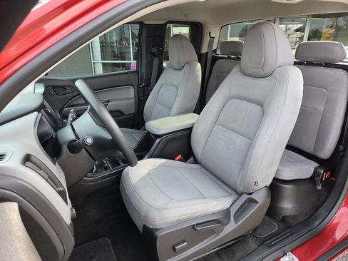 Used 2016 Chevrolet Colorado W/T w/ WT Convenience Package image 8