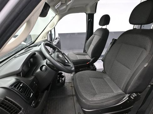 Used 2023 RAM ProMaster 2500 FWD image 21