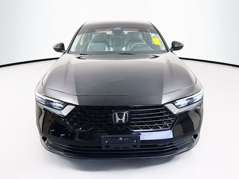 Used 2023 Honda Accord EX image 2