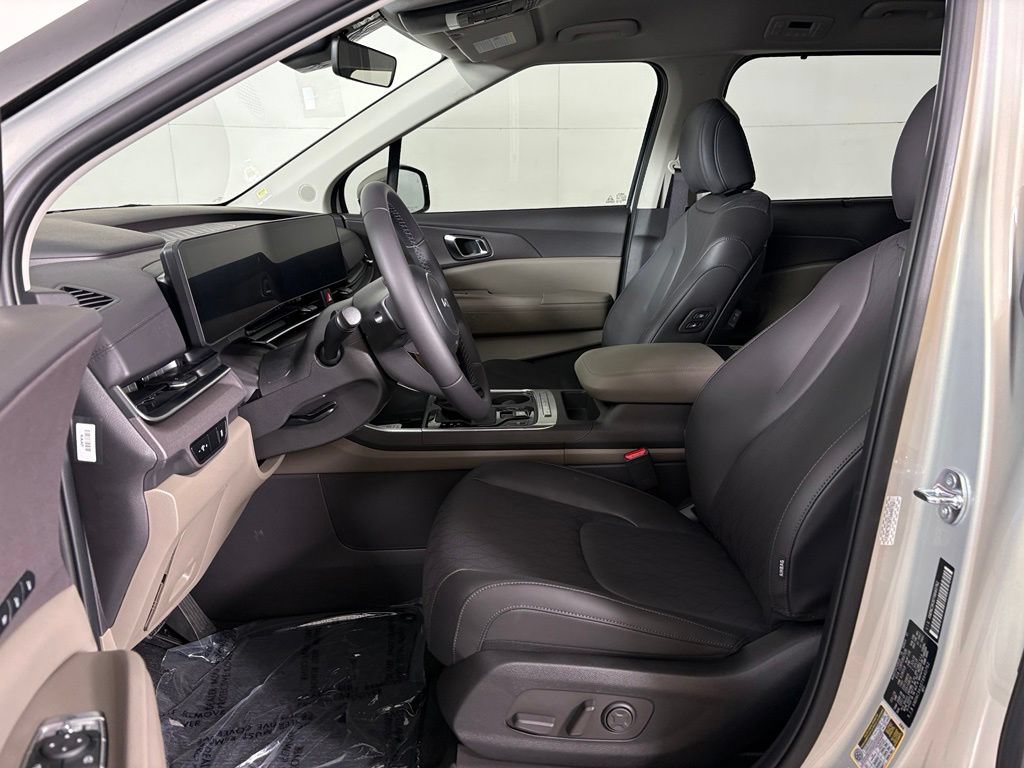 New 2026 Kia Carnival EX FWD image 16
