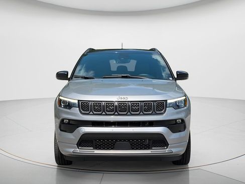 Used 2023 Jeep Compass High Altitude AWD/4WD image 2