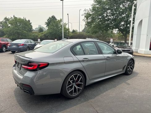 Used 2023 BMW M550i xDrive w/ Executive Package AWD/4WD image 5
