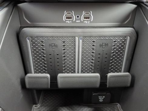 New 2026 RAM 5500 4x4 Crew Cab w/ Laramie Trim Package image 19