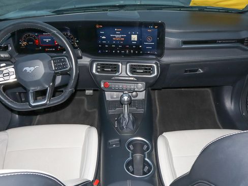 Used 2024 Ford Mustang GT Premium image 10