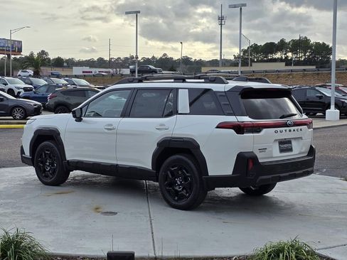 New 2026 Subaru Outback Limited image 4