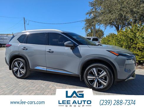 Used 2021 Nissan Rogue Platinum image 1