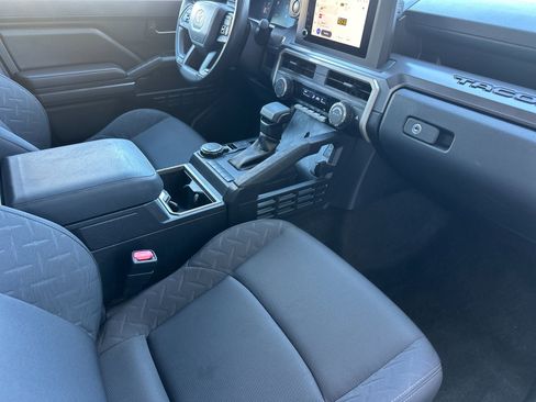 Used 2025 Toyota Tacoma SR5 image 14