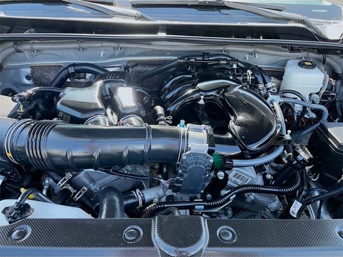 Used 2023 Toyota 4Runner SR5 image 28