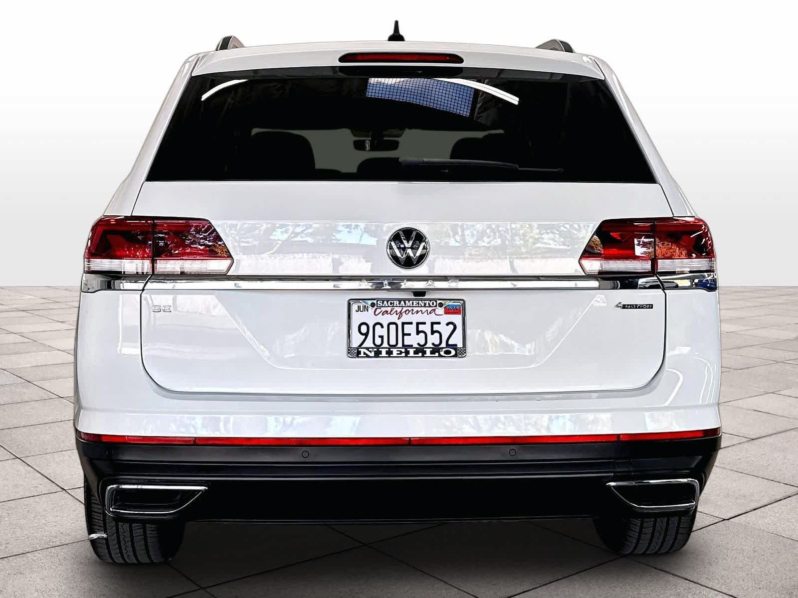 Used 2023 Volkswagen Atlas SE w/ Black Wheel Package AWD/4WD image 8