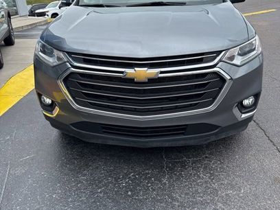 Used 2020 Chevrolet Traverse LT