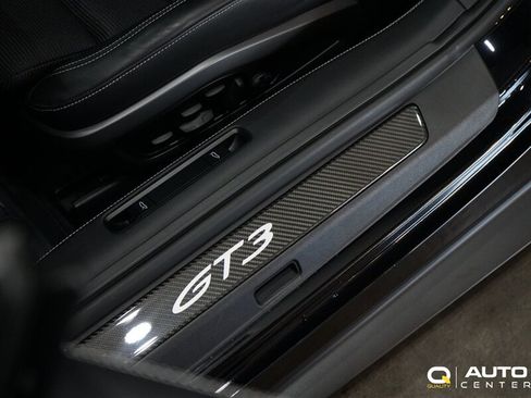 Used 2022 Porsche 911 GT3 RWD image 17