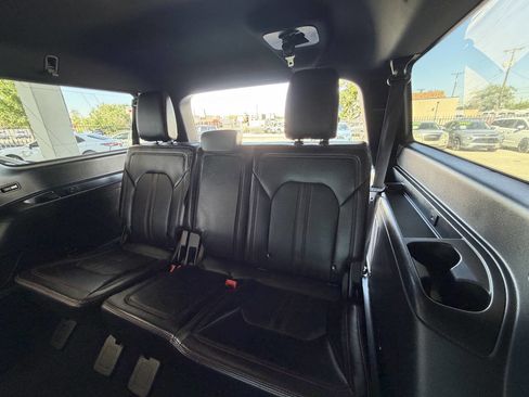 Used 2021 Ford Expedition Max Limited AWD/4WD image 11