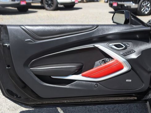Used 2023 Chevrolet Camaro SS RWD image 17