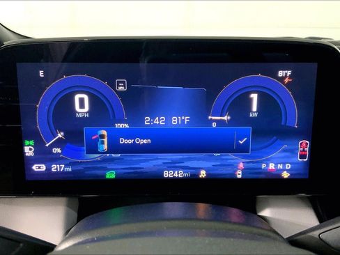 Used 2025 Chevrolet Equinox EV LT image 20