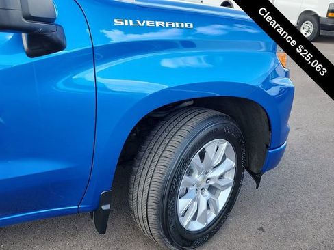 Used 2022 Chevrolet Silverado 1500 Custom image 17