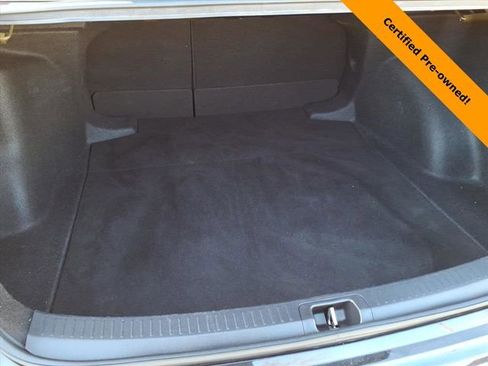 Used 2024 Toyota Corolla LE image 7