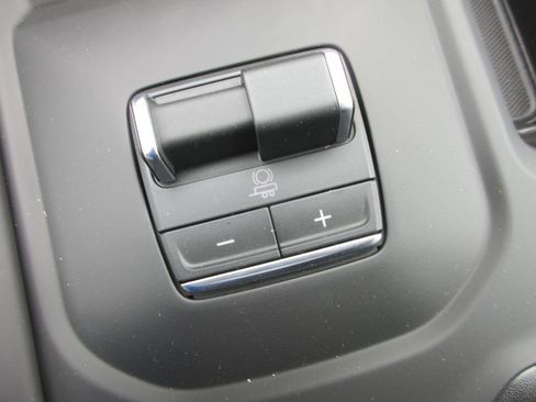 New 2026 GMC Sierra 2500 AT4X w/ AT4X AEV Edition AWD/4WD image 21