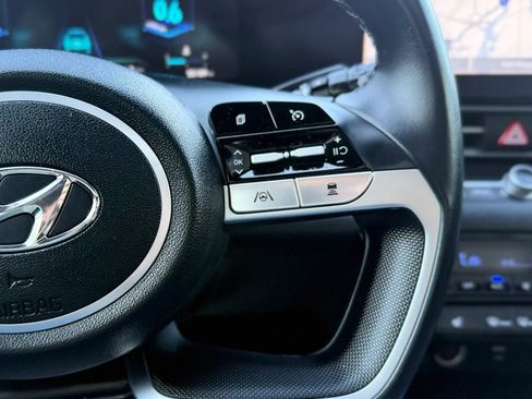 Used 2021 Hyundai Elantra Limited w/ Cargo Package FWD image 15