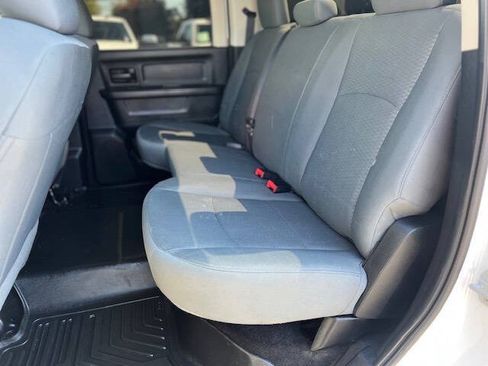 Used 2014 RAM 3500 Tradesman w/ Chrome Appearance Group AWD/4WD image 16