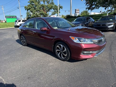 Used 2016 Honda Accord EX-L image 18