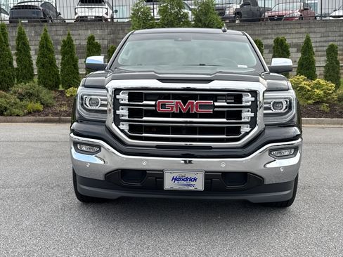 Used 2018 GMC Sierra 1500 SLT w/ Enhanced Driver Alert Package RWD image 3