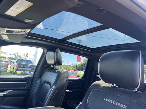 Used 2020 RAM 1500 Laramie w/ Sport Appearance Package AWD/4WD image 24