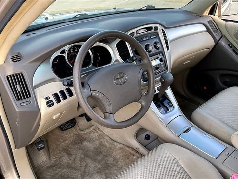 Used 2006 Toyota Highlander 2WD V6 image 16