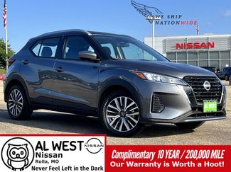 Used 2024 Nissan Kicks SV image 1
