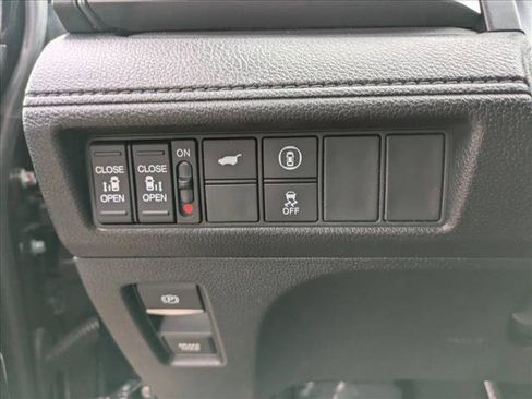 Used 2022 Honda Odyssey EX-L image 21