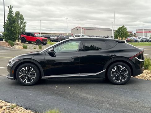 Used 2024 Kia EV6 Light AWD/4WD image 4