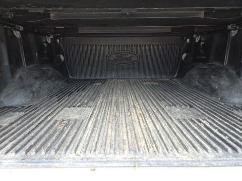 Used 2015 Ford F150 Lariat w/ Equipment Group 502A Luxury AWD/4WD image 31