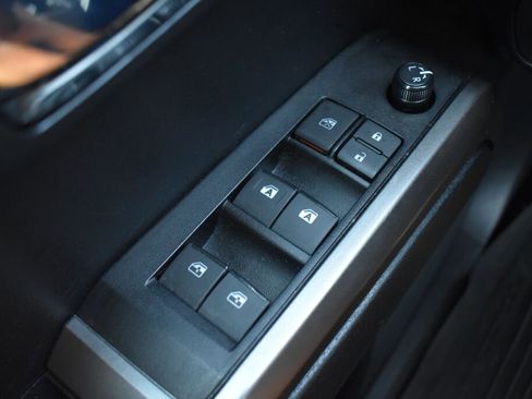 Certified 2021 Toyota Tacoma Limited image 15