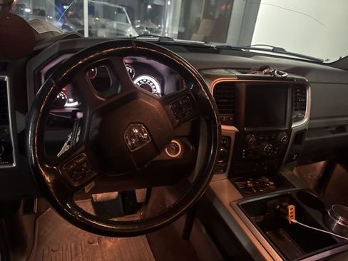 Used 2014 RAM 1500 Outdoorsman image 15