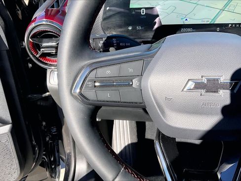 Used 2025 Chevrolet Equinox RS w/ Safety and Technology Package image 22