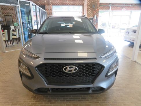 Used 2019 Hyundai Kona SEL FWD image 2