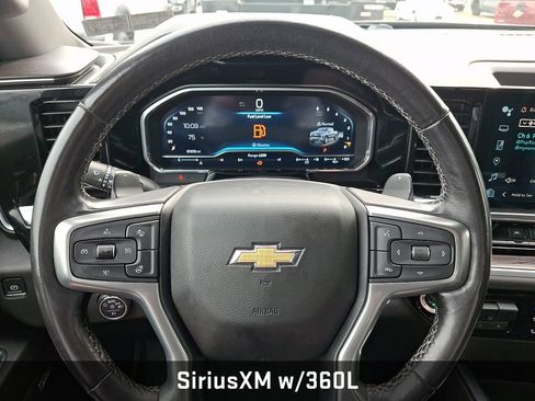 Used 2022 Chevrolet Silverado 1500 LTZ w/ LTZ Convenience Package II AWD/4WD image 25