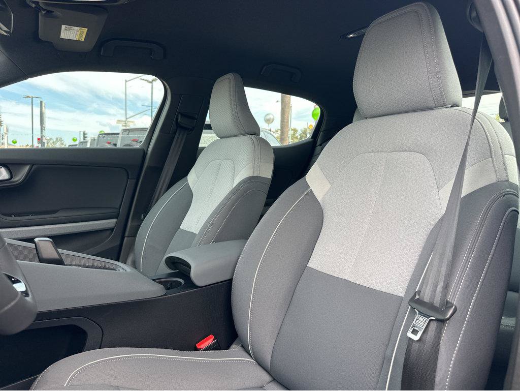 Used 2024 Polestar Polestar 2 w/ Pilot Pack RWD image 7