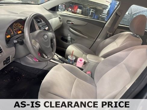 Used 2010 Toyota Corolla LE image 7