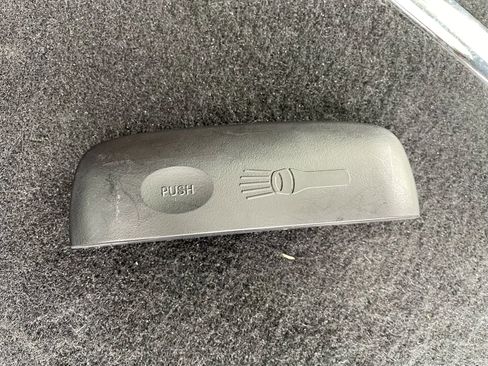 Used 2012 Jeep Grand Cherokee Overland image 26