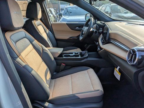 New 2026 Chevrolet Equinox ACTIV w/ Safety and Technology Package image 8