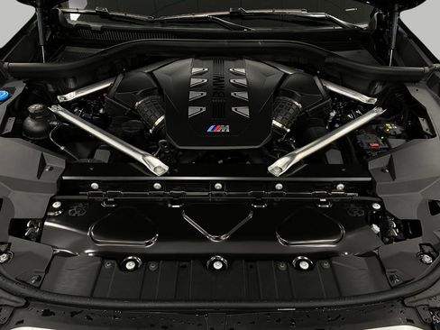 New 2026 BMW X5 M60i image 13