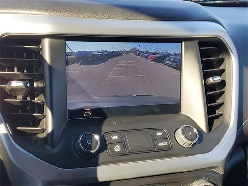 Used 2023 GMC Acadia SLT w/ Preferred Package image 27