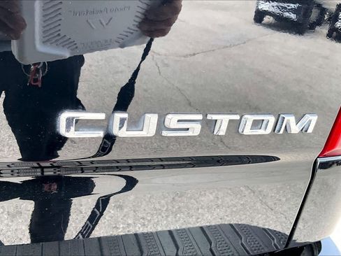 Used 2024 Chevrolet Silverado 1500 Custom RWD image 10